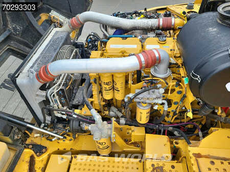 Knickgelenkte Muldenkipper/Dumper 2016 Caterpillar 745 C First Owner (14)