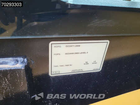 Knickgelenkte Muldenkipper/Dumper 2016 Caterpillar 745 C First Owner (36)