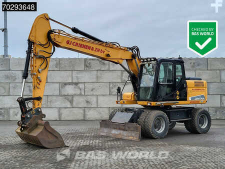 Escavadora de rodas 2014 Doosan DX170 W (1)