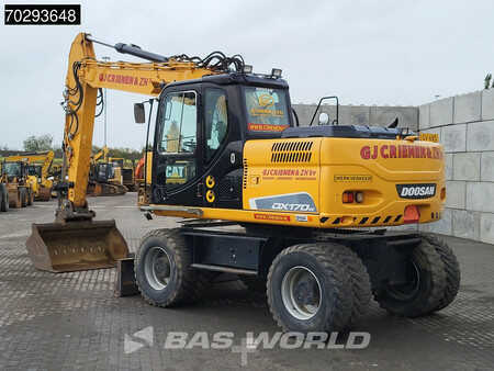 Escavadora de rodas 2014 Doosan DX170 W (2)
