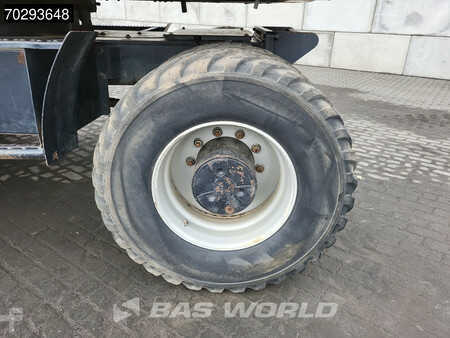 Escavadora de rodas 2014 Doosan DX170 W (25)