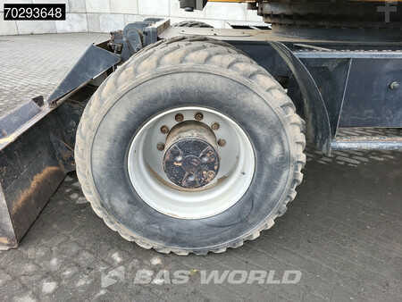 Escavadora de rodas 2014 Doosan DX170 W (26)