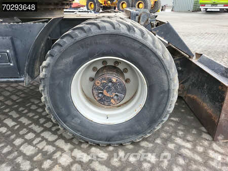 Escavadora de rodas 2014 Doosan DX170 W (27)