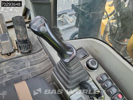 Escavadora de rodas 2014 Doosan DX170 W (32)