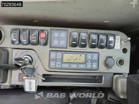 Escavadora de rodas 2014 Doosan DX170 W (35)