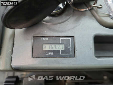 Escavadora de rodas 2014 Doosan DX170 W (39)