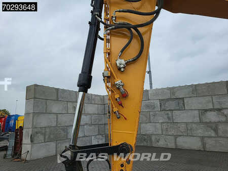 Escavadora de rodas 2014 Doosan DX170 W (9)