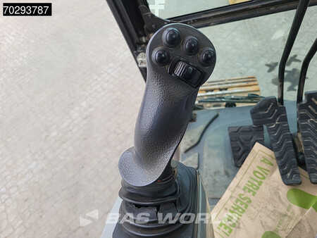 Beltegraver 2015 Caterpillar 320 E L RR Tiltrotator (37)