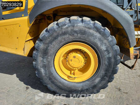 Kink Dumprar 2020 Bell B30 E (15)