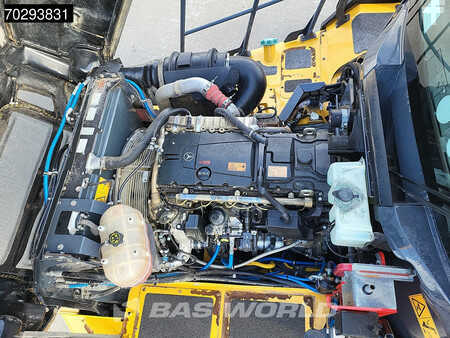 Kink Dumprar 2020 Bell B30 E (11)