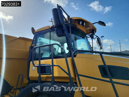 Kink Dumprar 2020 Bell B30 E (14)