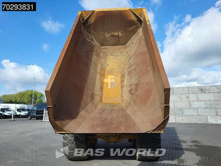 Kink Dumprar 2020 Bell B30 E (7)