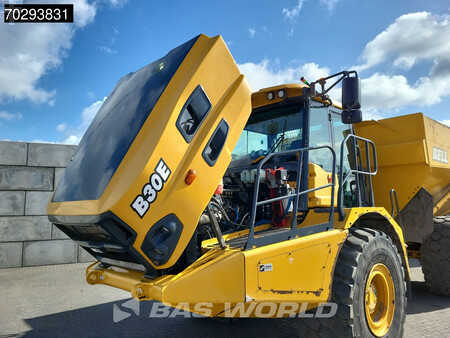Kink Dumprar 2020 Bell B30 E (9)