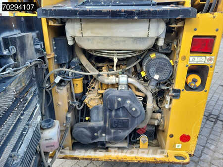 Caterpillar 226 D3 BUCKET + FORKS