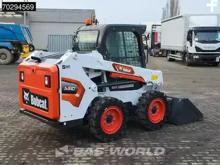 Kolové nakladače 2025 Bobcat S510 A/C - Cabin (10)
