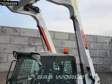 Kolové nakladače 2025 Bobcat S510 A/C - Cabin (8)