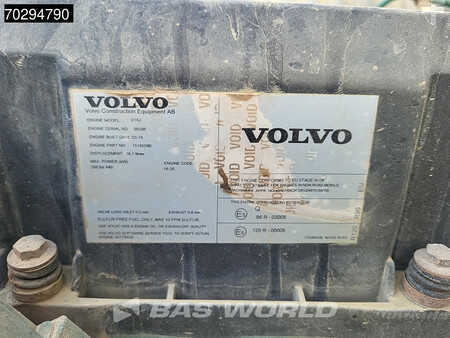 Artikulerte dumpere 2015 Volvo A40 G (17)