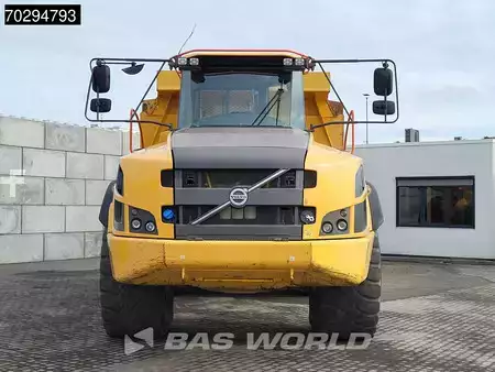 Zalomené klouby-dampry  2015 Volvo A40 G Tail gate (12)