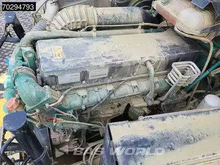 Zalomené klouby-dampry  2015 Volvo A40 G Tail gate (18)