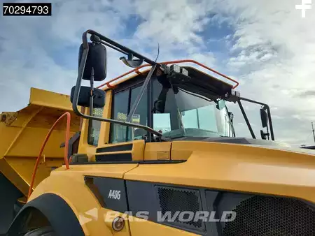 Zalomené klouby-dampry  2015 Volvo A40 G Tail gate (21)