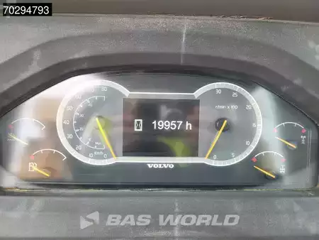 Zalomené klouby-dampry  2015 Volvo A40 G Tail gate (32)