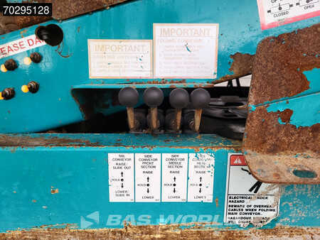 Autres 2005 POWERSCREEN WARRIOR 1400 (30)