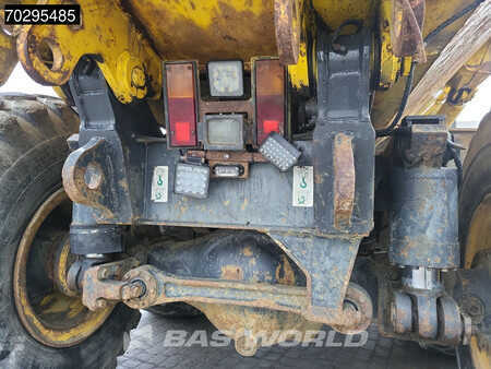Artikulerte dumpere 2006 Komatsu HM300-2 (17)