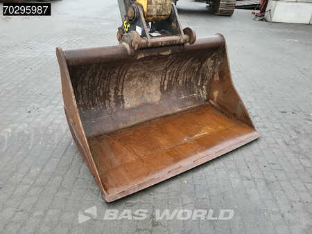 Rupsgraafmachines 2016 Liebherr R922 LC Select (15)