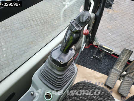 Rupsgraafmachines 2016 Liebherr R922 LC Select (35)