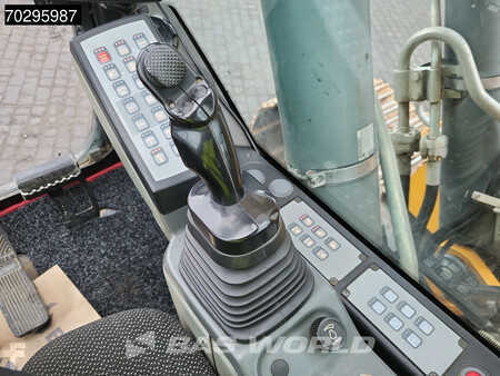 Rupsgraafmachines 2016 Liebherr R922 LC Select (36)