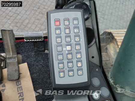 Rupsgraafmachines 2016 Liebherr R922 LC Select (37)