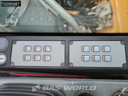 Rupsgraafmachines 2016 Liebherr R922 LC Select (38)