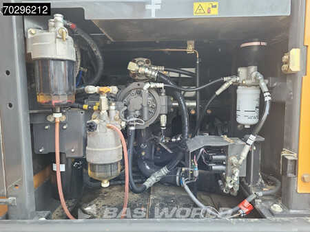 Escavadora de rastos 2019 Case CX290 D LIFT CABIN (22)