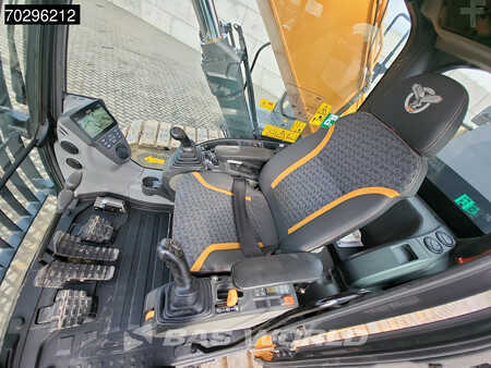 Escavadora de rastos 2019 Case CX290 D LIFT CABIN (30)