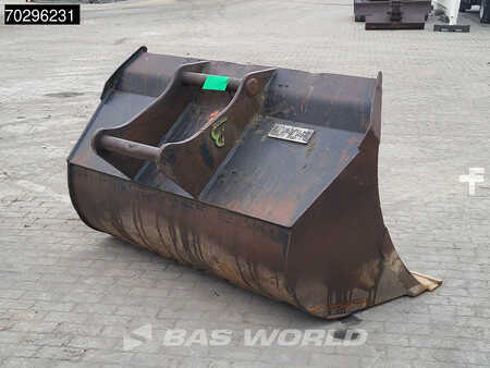 Pelles sur chenilles 2014 Komatsu PC240 LC-10 (32)