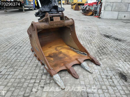 Kedjegraver 2022 Caterpillar 326 -07D Tiltrotator (22)