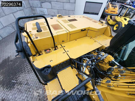 Kedjegraver 2022 Caterpillar 326 -07D Tiltrotator (25)