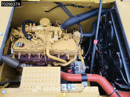 Kedjegraver 2022 Caterpillar 326 -07D Tiltrotator (32)