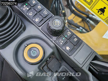 Kedjegraver 2022 Caterpillar 326 -07D Tiltrotator (40)