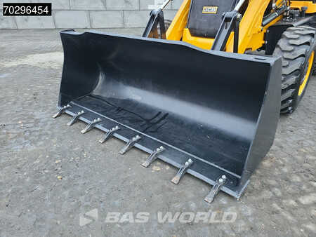 Rigid Backhoe Loader 2025 JCB 3DX PLUS 4WD - A/C - HP (19)