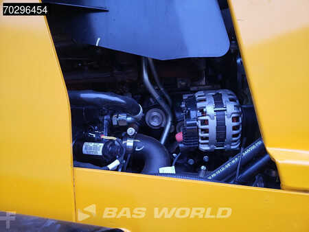 Rigid Backhoe Loader 2025 JCB 3DX PLUS 4WD - A/C - HP (32)