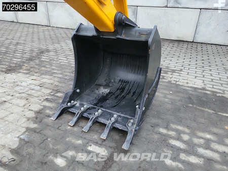 Rigid Backhoe Loader 2025 JCB 3DX PLUS 4WD - A/C - HP (29)