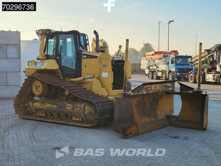 Bulldosere 2011 Caterpillar D6 N LGP (11)