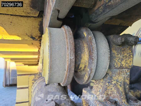 Bulldosere 2011 Caterpillar D6 N LGP (21)