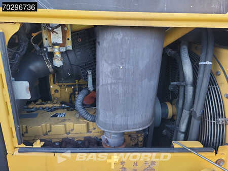 Bulldosere 2011 Caterpillar D6 N LGP (29)