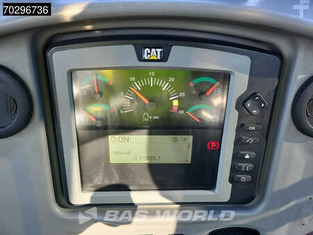 Bulldosere 2011 Caterpillar D6 N LGP (33)