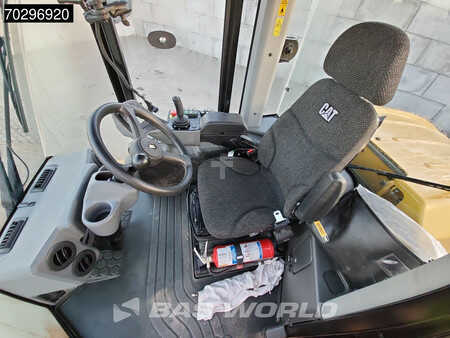 Single drum compactors 2017 Caterpillar CS66 B A/C - Trimble GPS (21)