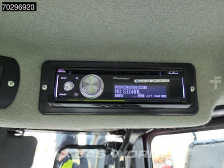 Single drum compactors 2017 Caterpillar CS66 B A/C - Trimble GPS (27)