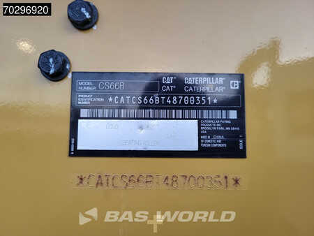 Single drum compactors 2017 Caterpillar CS66 B A/C - Trimble GPS (32)