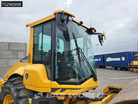 Compactador monocilíndrico 2021 Volvo SD135 B A/C (18)